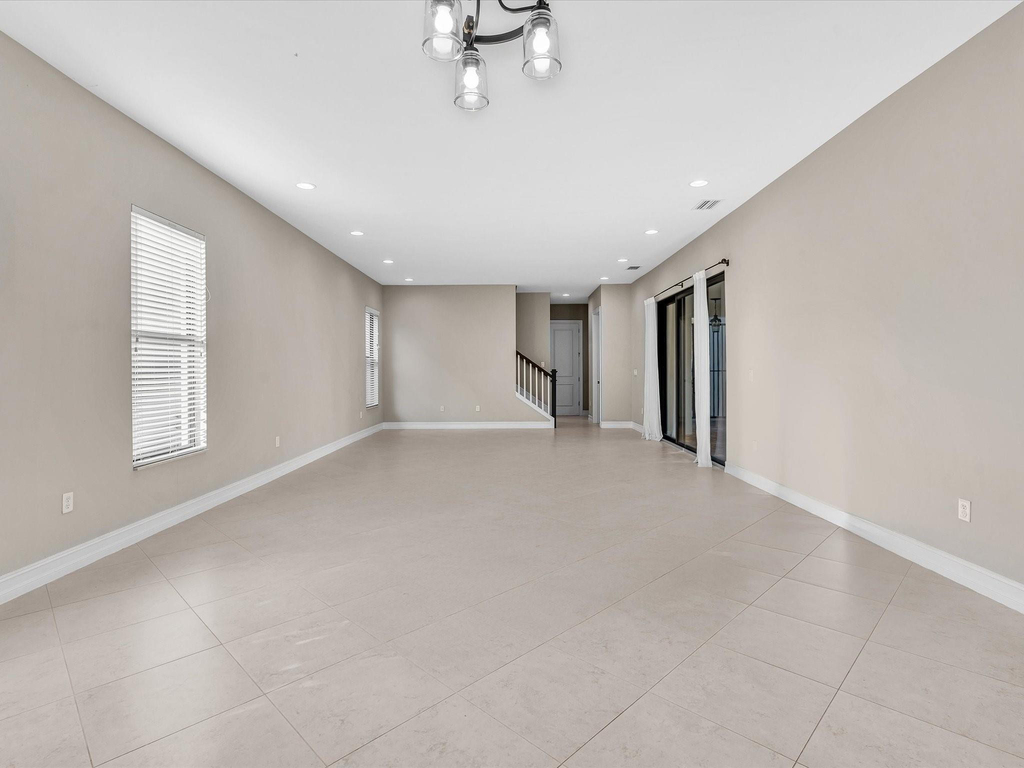10630 Sw 55th Street - Photo 5