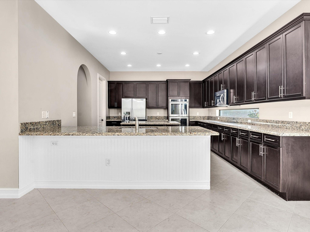 10630 Sw 55th Street - Photo 12