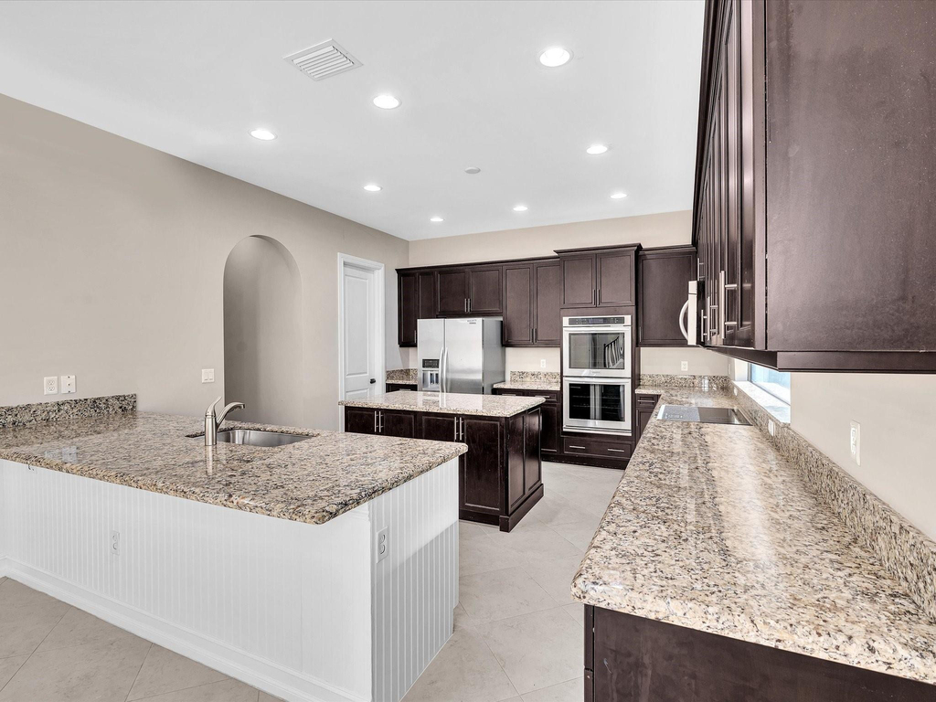 10630 Sw 55th Street - Photo 13