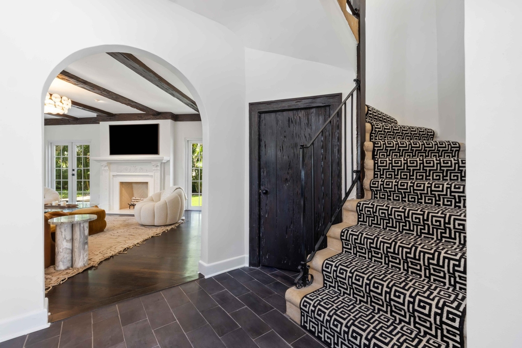 511 32nd Street - Photo 3