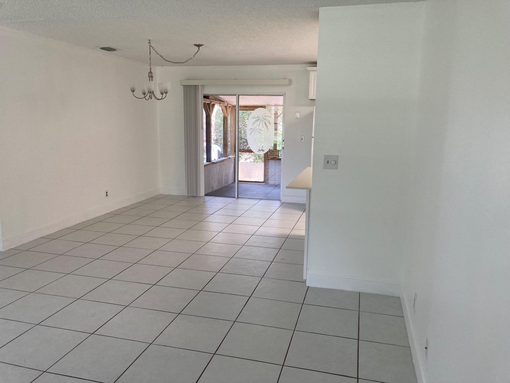 9627 Se Crest Court - Photo 2