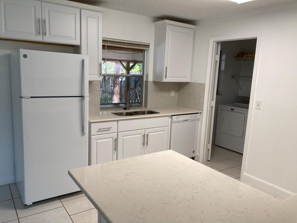 9627 Se Crest Court - Photo 6