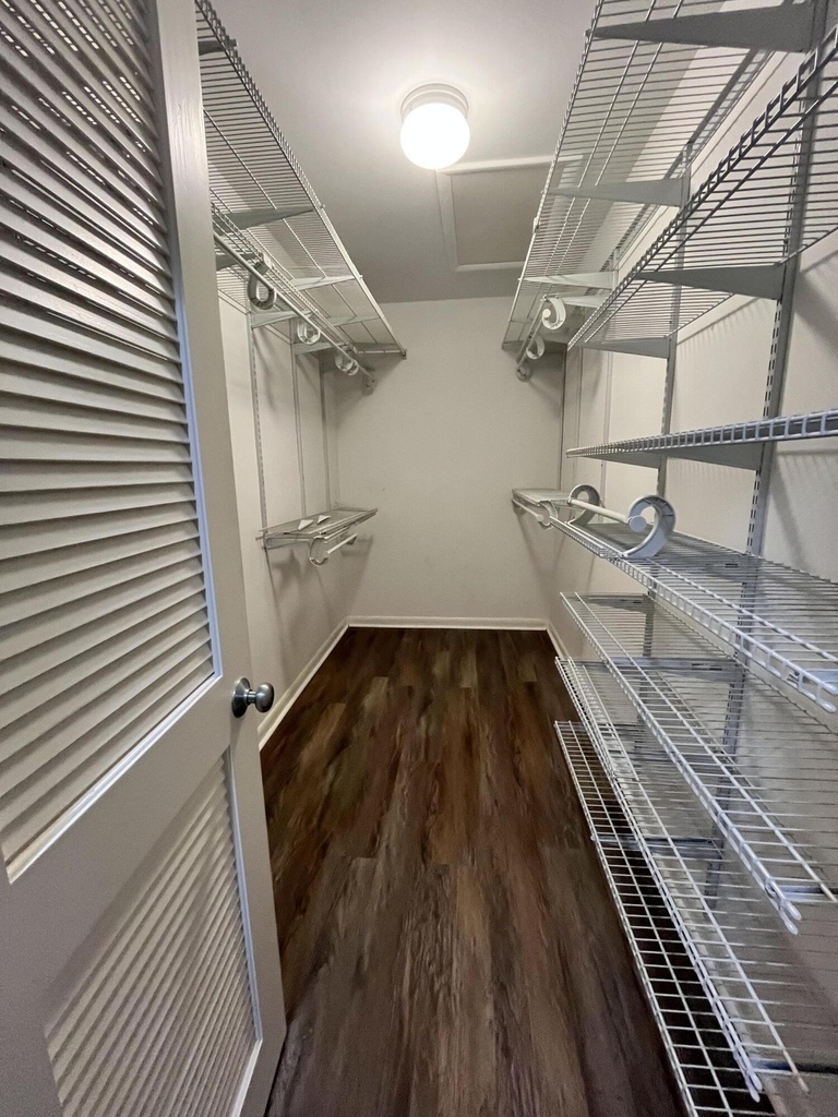 1700 Presidential Way - Photo 16