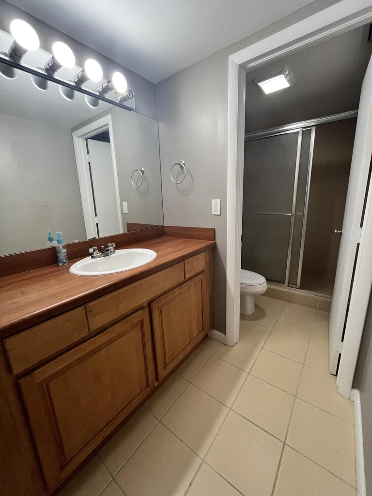 1700 Presidential Way - Photo 13