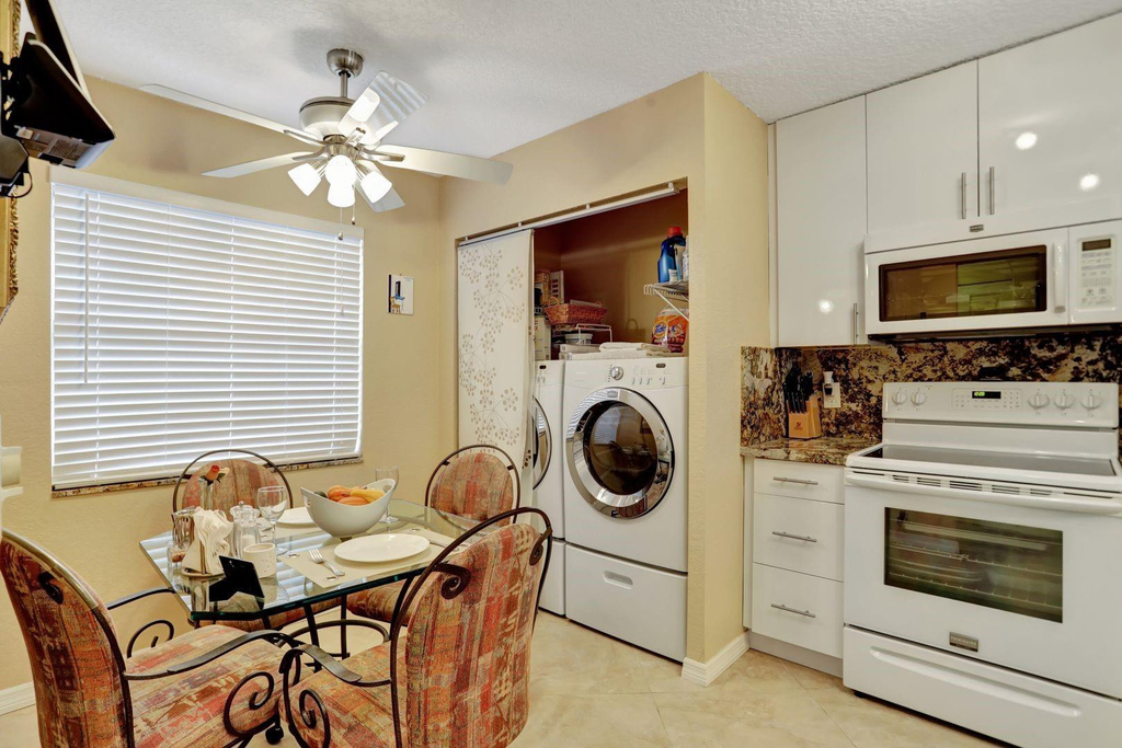 7561 Nw 1st Street Nw - Photo 2