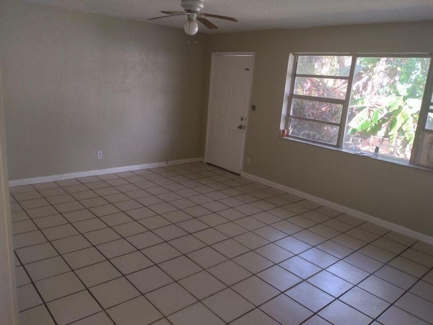 2025 Delphia Street - Photo 5