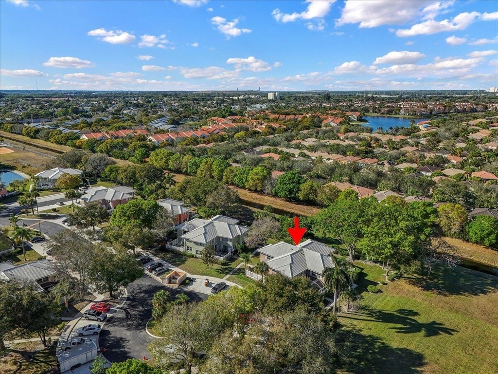 1945 Stratford Way - Photo 32