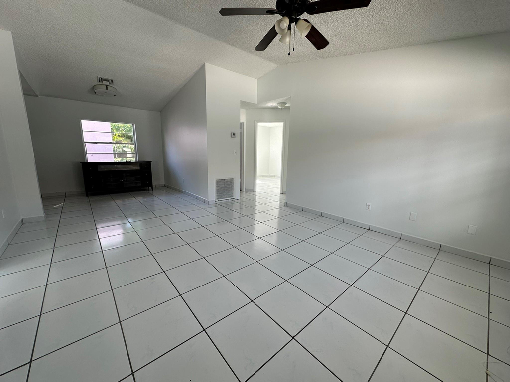 1705 Adams Street - Photo 15