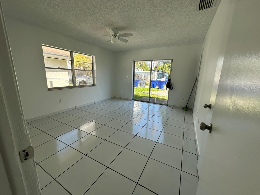 1705 Adams Street - Photo 13