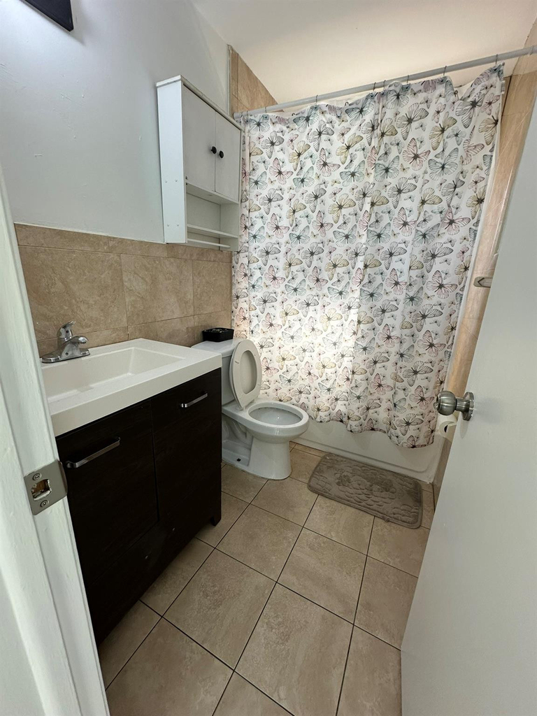 1705 Adams Street - Photo 7