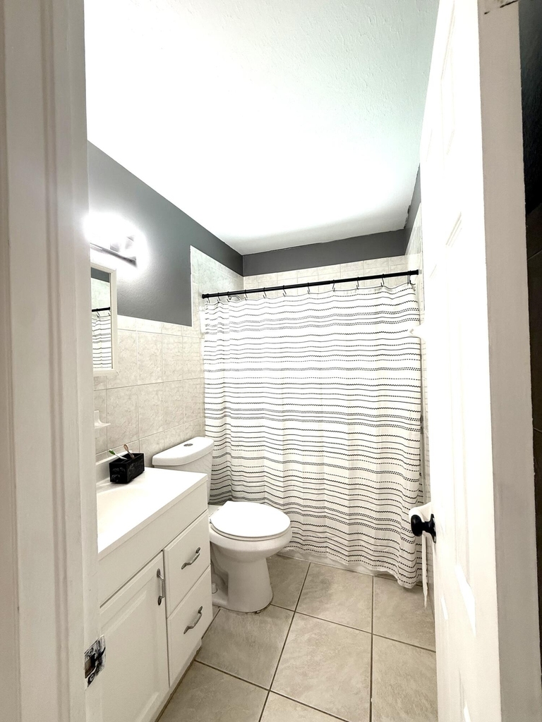 4221 Rose Lane Ne - Photo 18