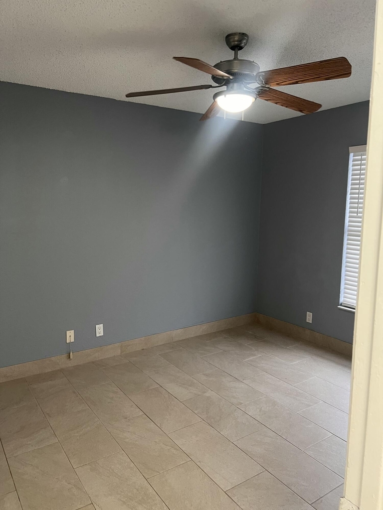 1661 E Balfour Point Drive - Photo 7
