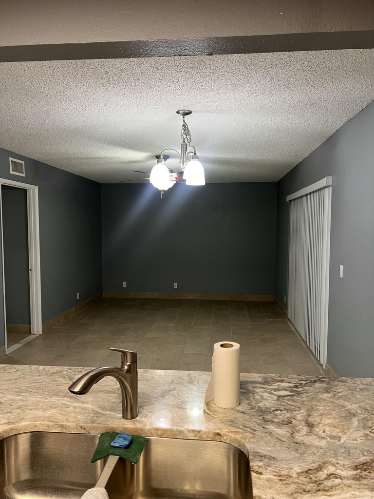 1661 E Balfour Point Drive - Photo 2