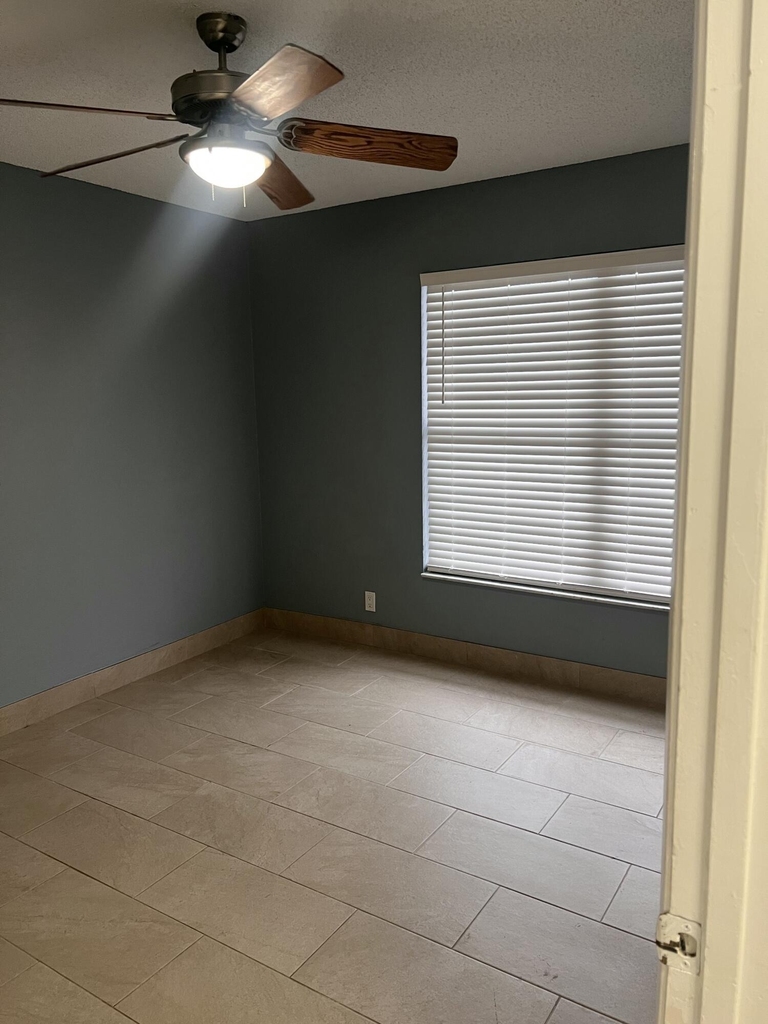 1661 E Balfour Point Drive - Photo 13