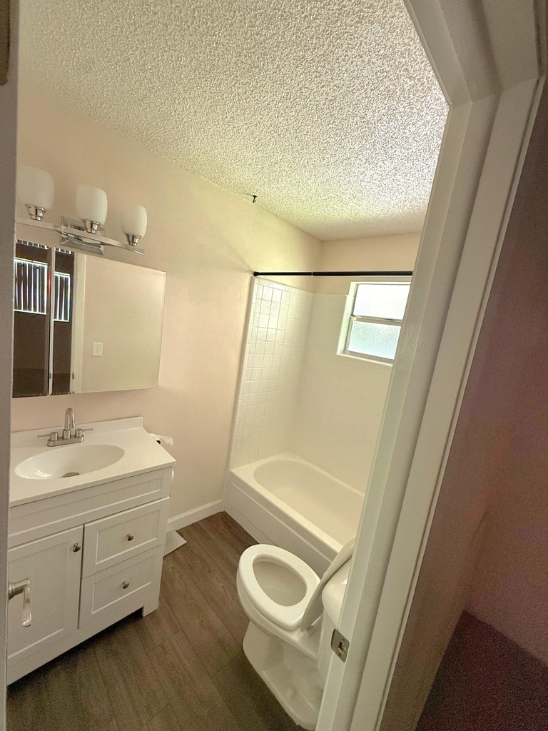 2466 44th Avenue - Photo 10