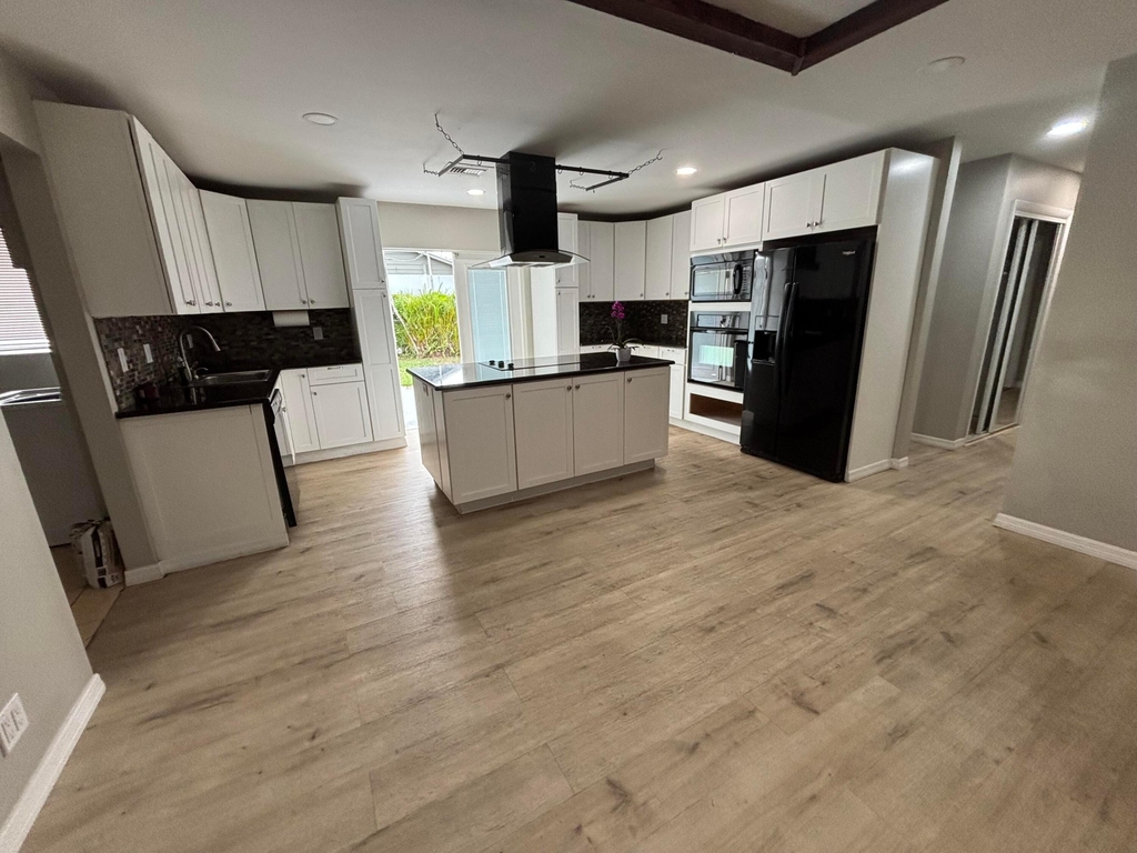 462 S Haverhill Road - Photo 5