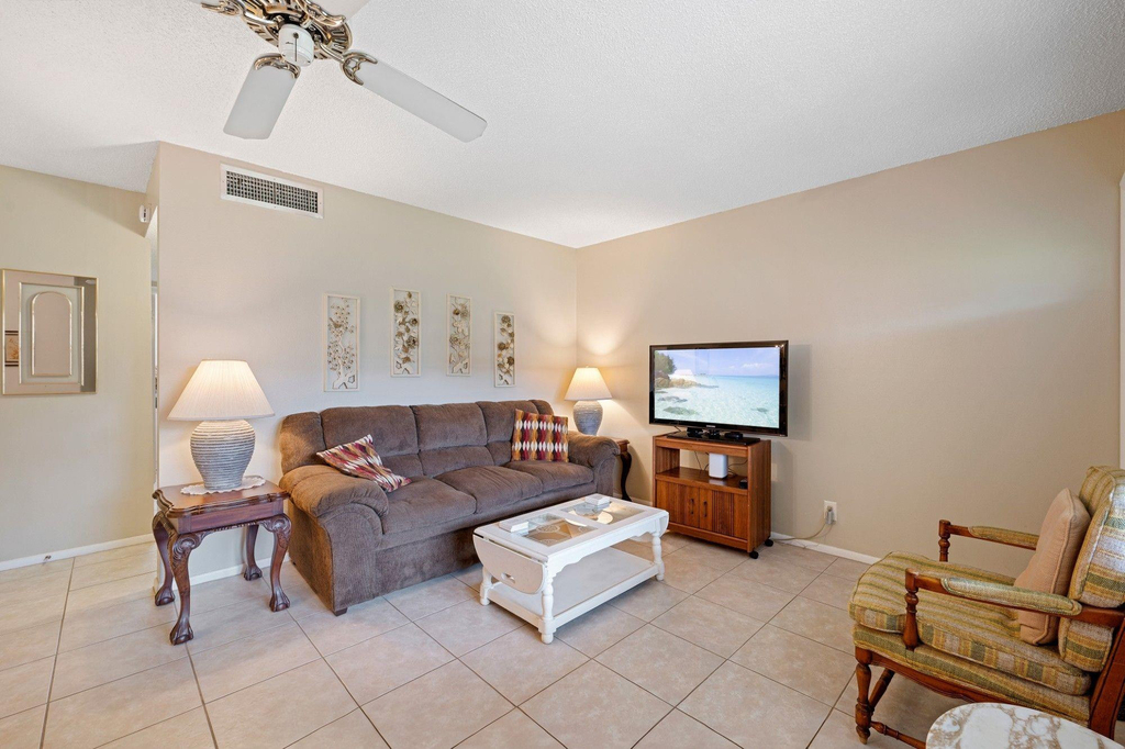 5300 Washington Street - Photo 8
