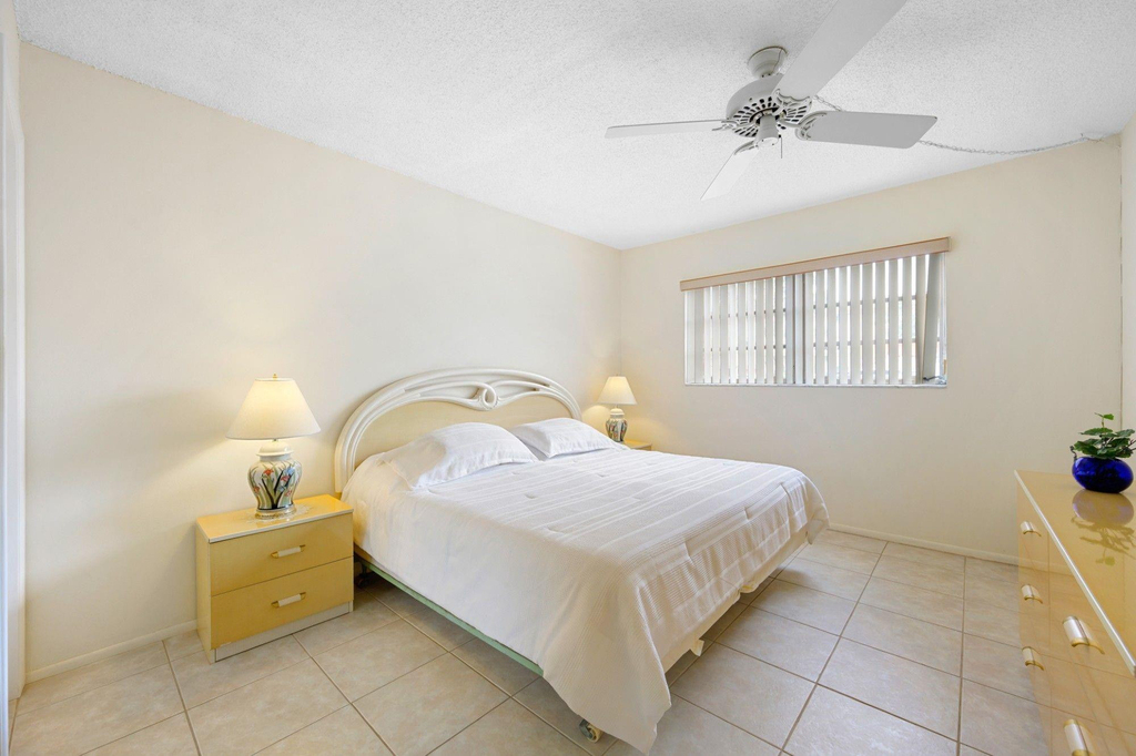 5300 Washington Street - Photo 13