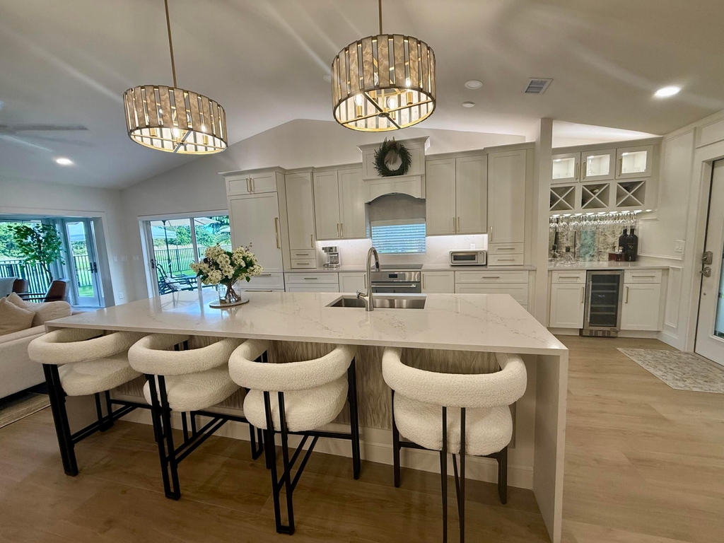 1770 Nw 22nd Avenue - Photo 2