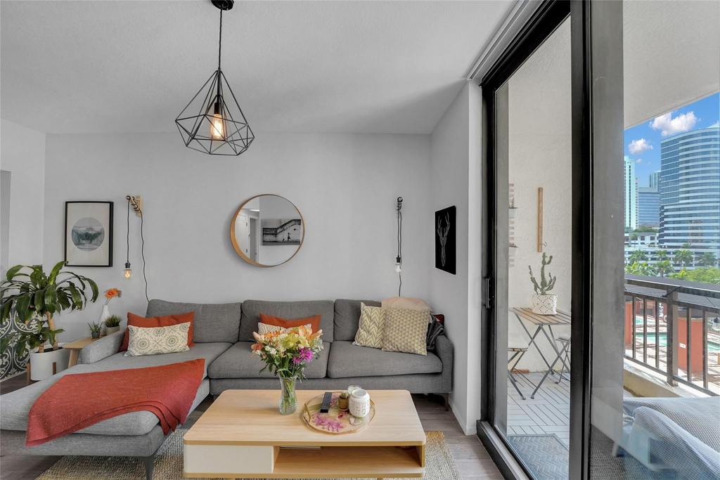 110 N Federal Highway - Photo 16