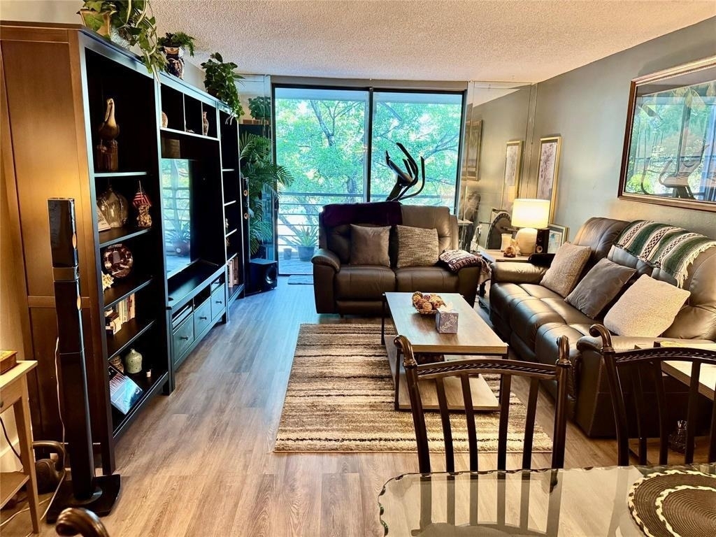 1800 Sw 81st Avenue - Photo 5