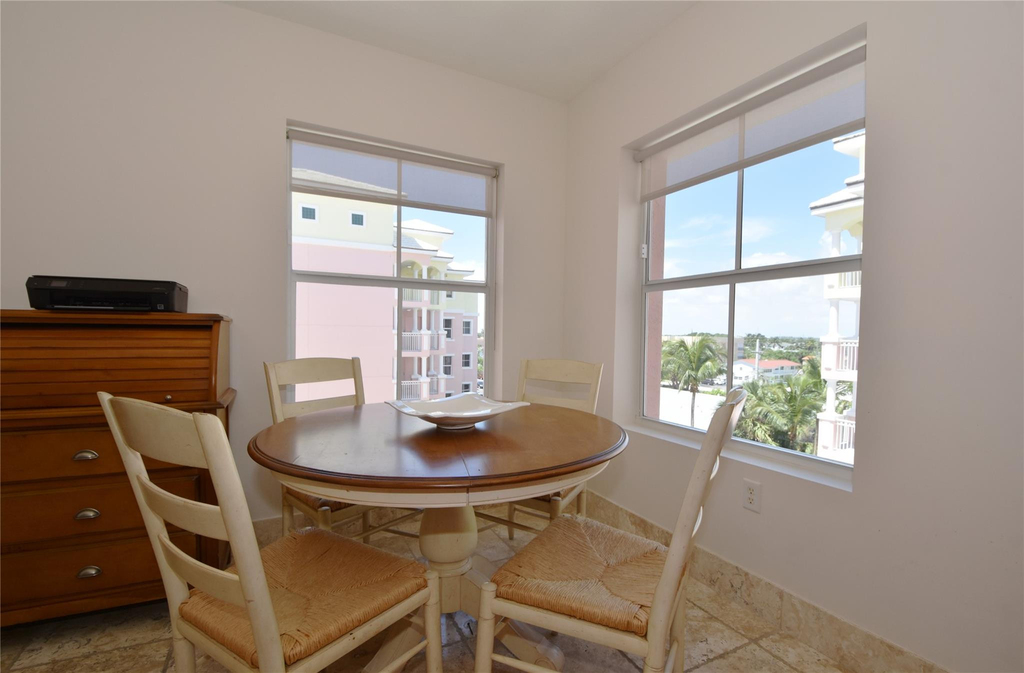 2051 Se 3rd Street - Photo 19