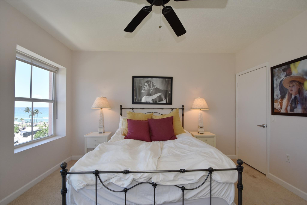2051 Se 3rd Street - Photo 11