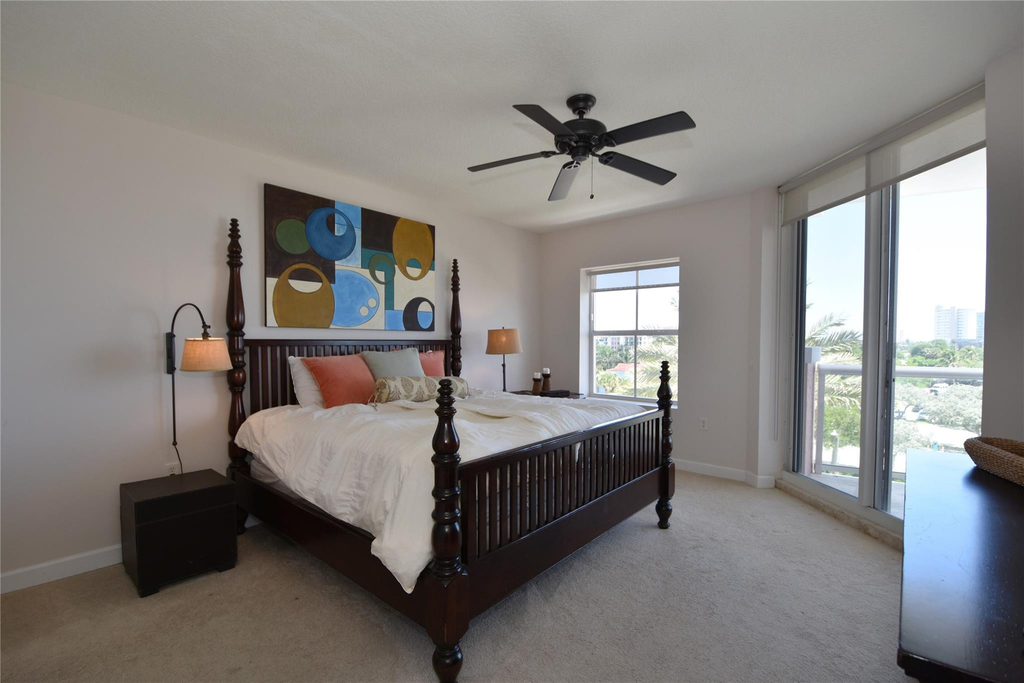 2051 Se 3rd Street - Photo 38