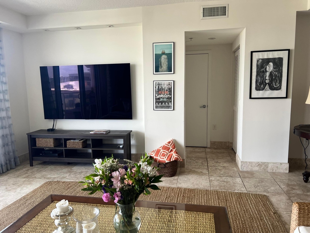 2051 Se 3rd Street - Photo 47