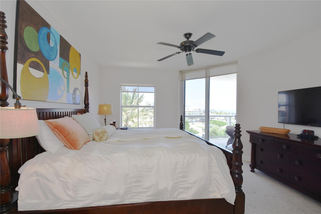2051 Se 3rd Street - Photo 39