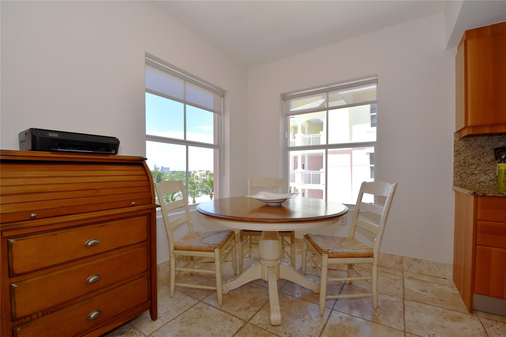 2051 Se 3rd Street - Photo 20