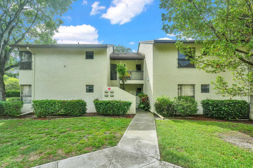 3287 Cocoplum Circle - Photo 17
