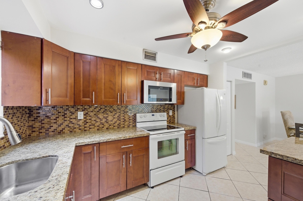 129 Piedmont C - Photo 12