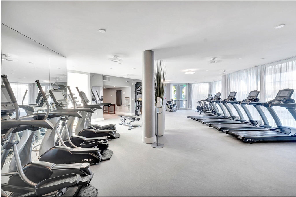 300 Se 5th Avenue - Photo 24