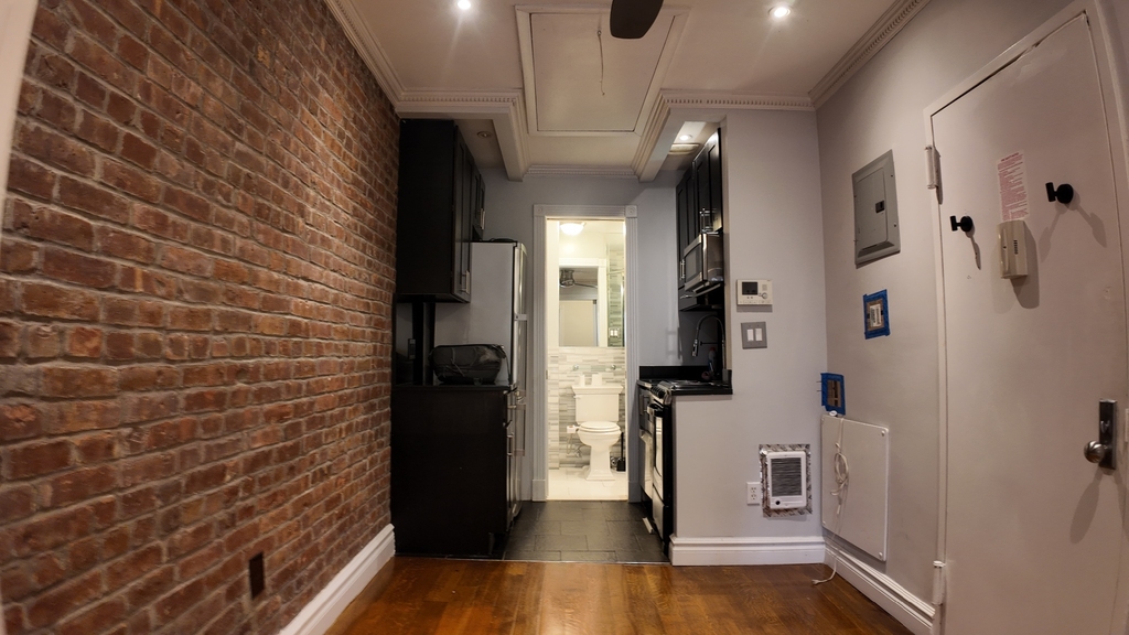 West 53rd Street - Photo 2