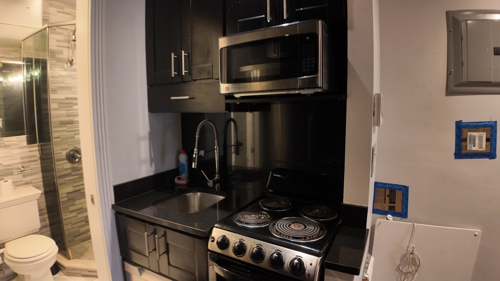 West 53rd Street - Photo 3