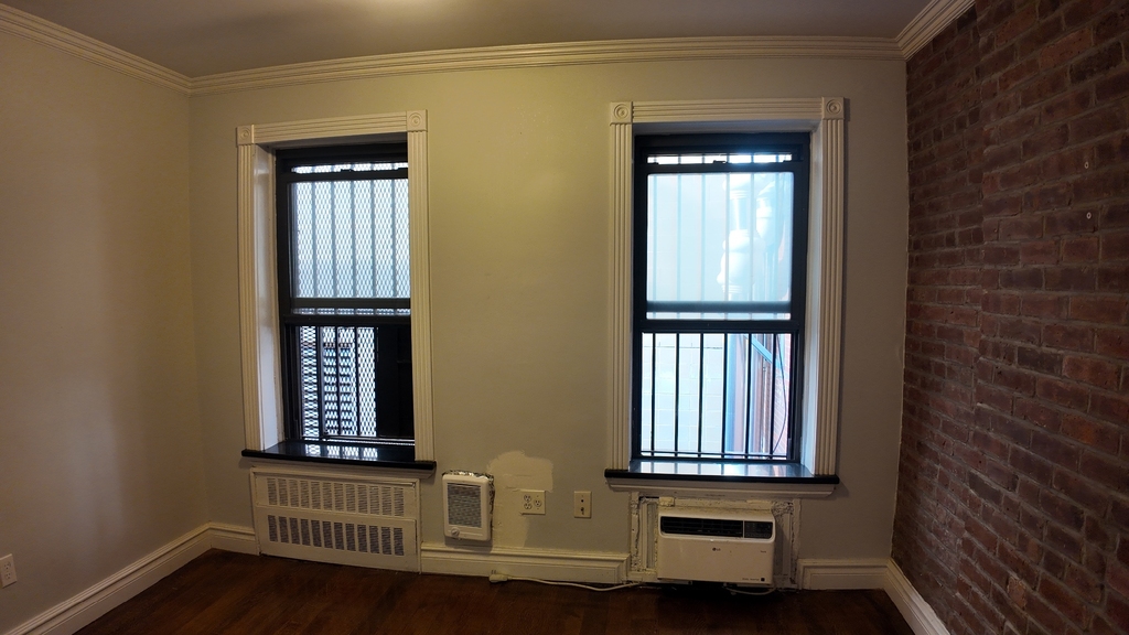 West 53rd Street - Photo 6