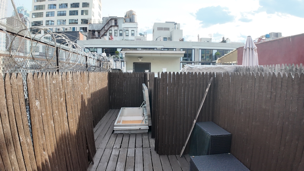West 53rd Street - Photo 8