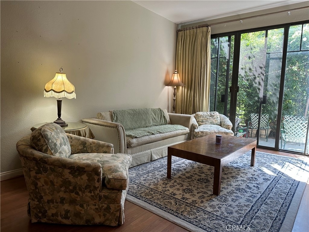 832 Magnolia Avenue - Photo 8
