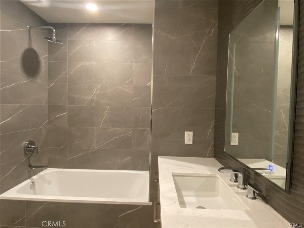 400 S Broadway - Photo 10