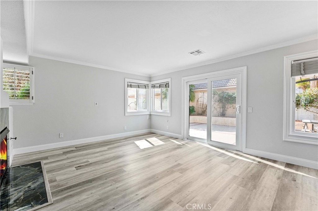 12 Dominguez Street - Photo 22