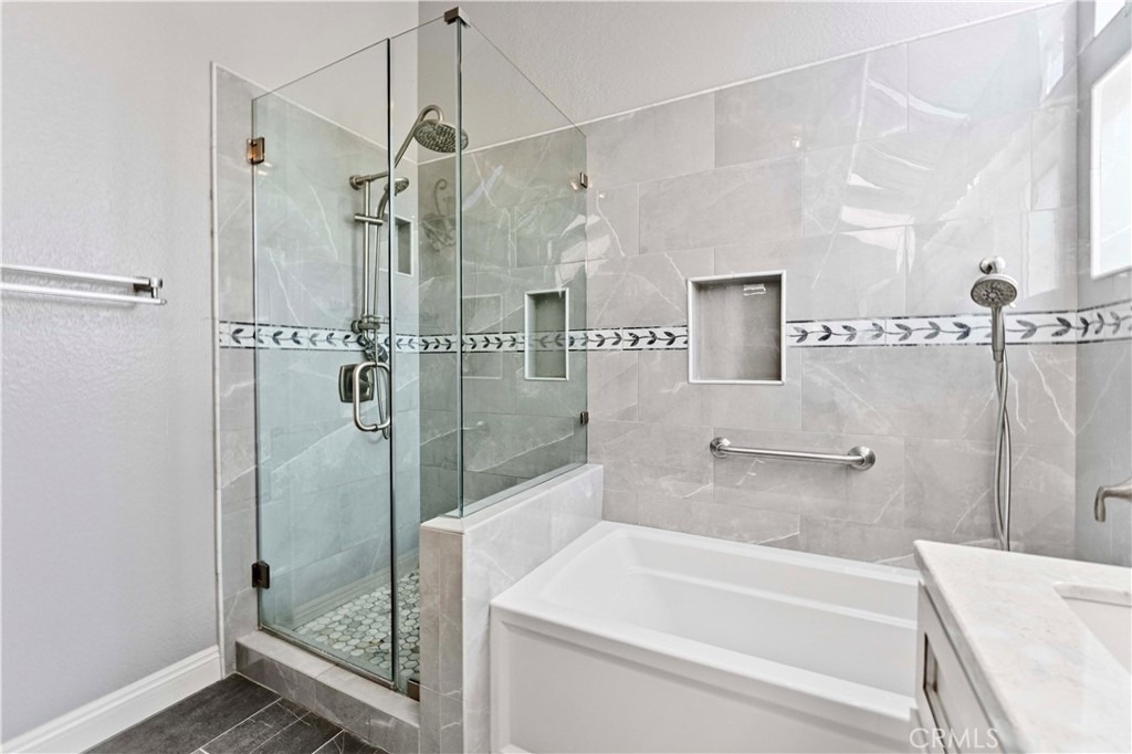 12 Dominguez Street - Photo 16