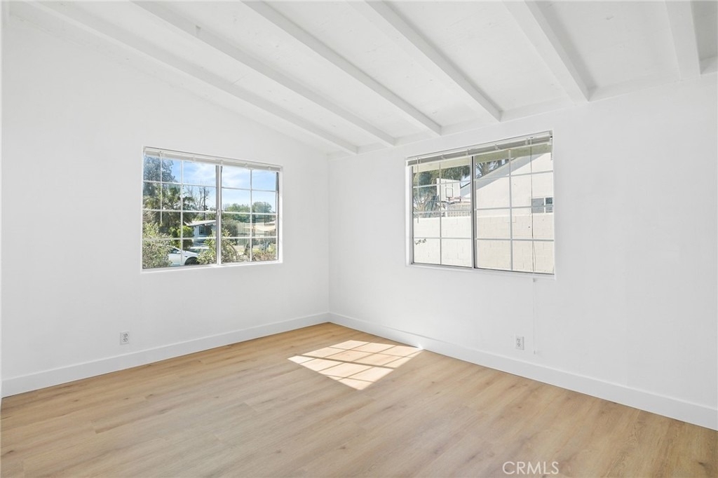 20321 Hamlin Street - Photo 19