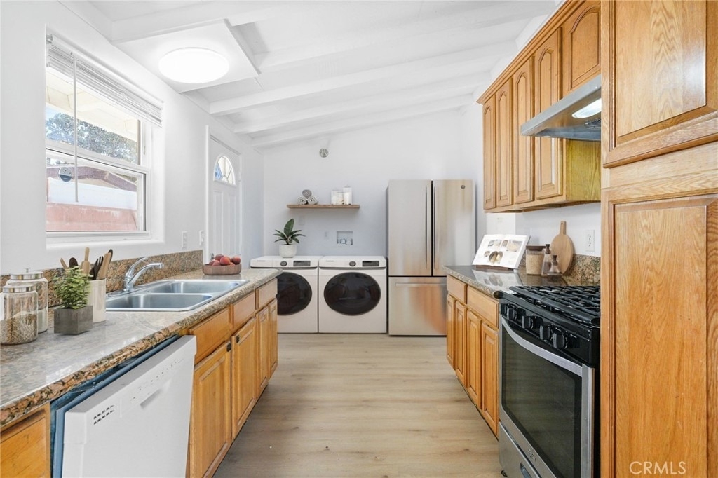 20321 Hamlin Street - Photo 13