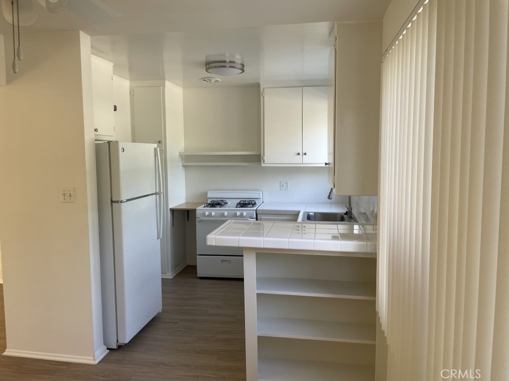 630 San Vicente - Photo 3