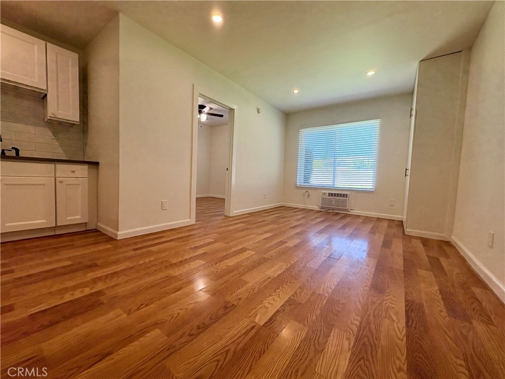 20222 Devonshire Street - Photo 2