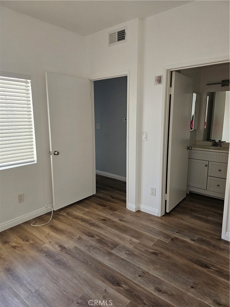 7900 Woodman Avenue - Photo 17