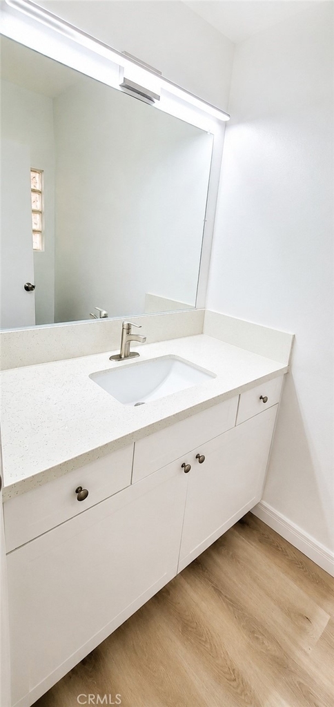7900 Woodman Avenue - Photo 7