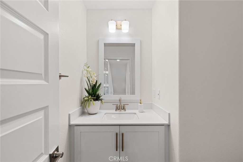 27553 Sanctuary Court - Photo 10