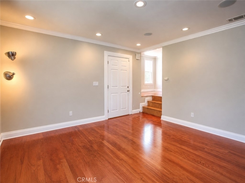 7021 Geyser Avenue - Photo 5